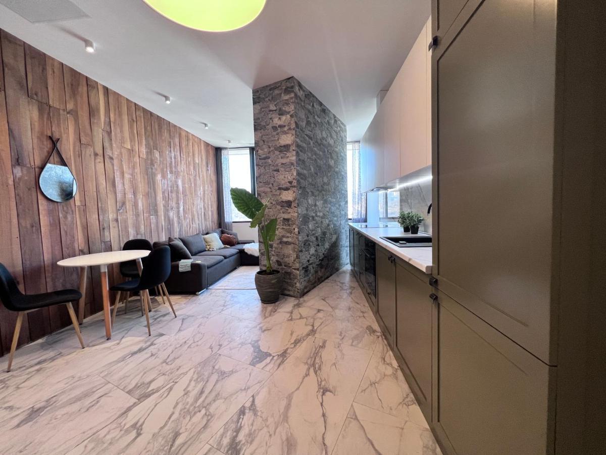 Apartment In Axis Towers, Tbilisi Business Center Luaran gambar