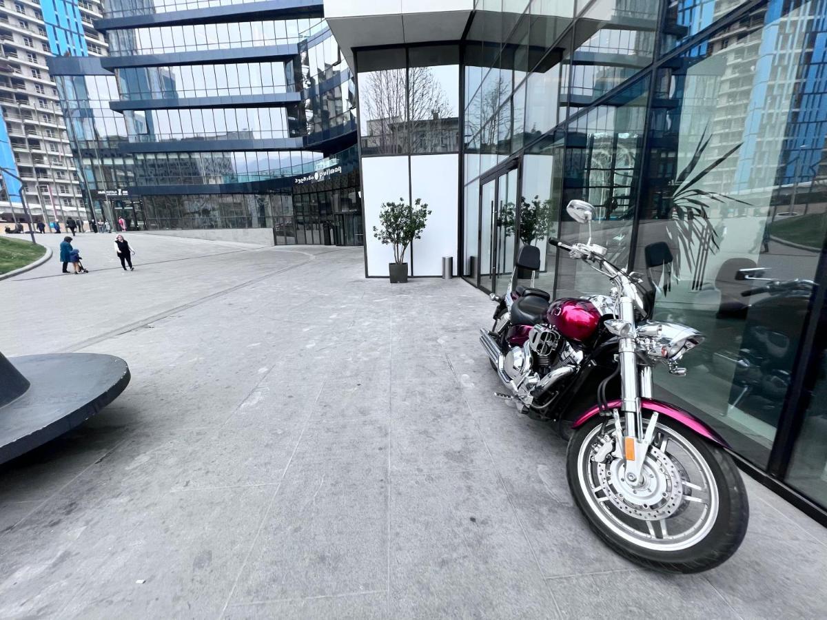 Apartment In Axis Towers, Tbilisi Business Center Luaran gambar